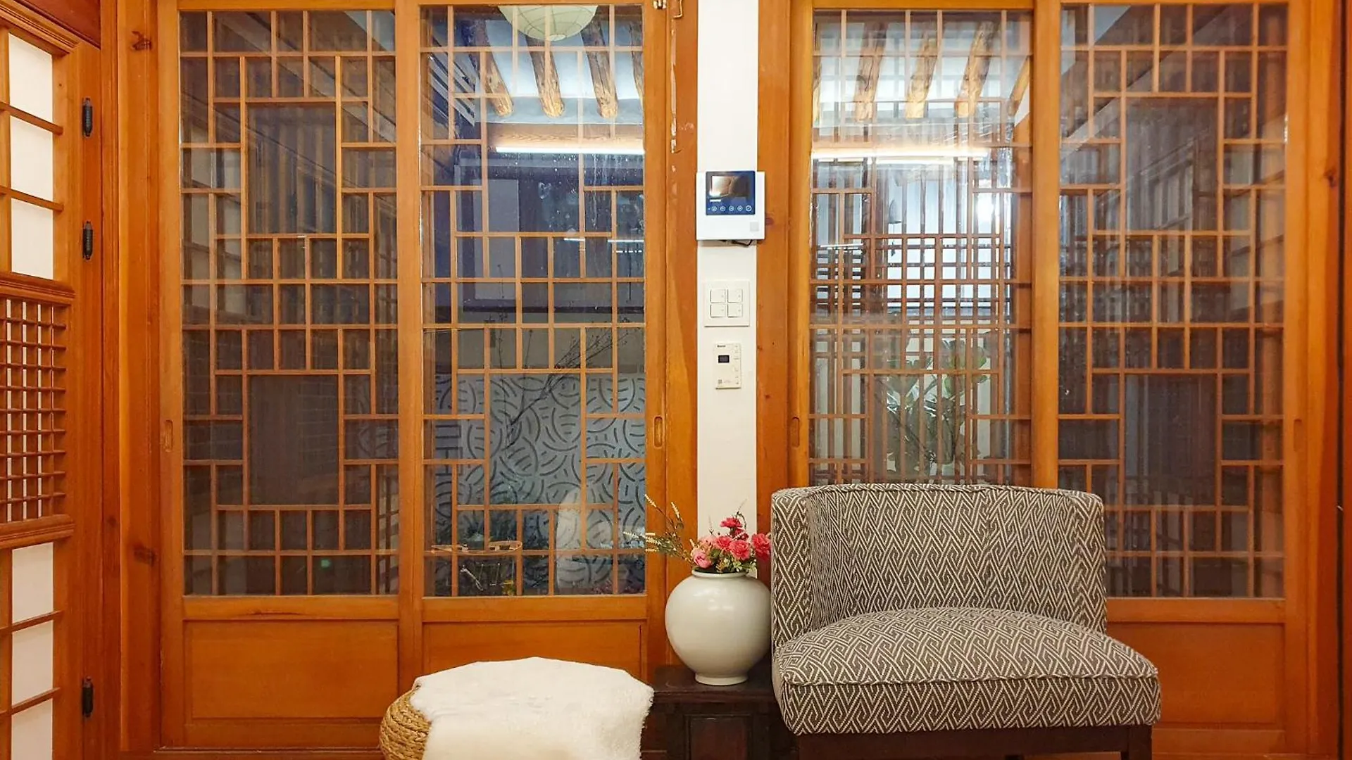 Ξενοδοχείο Awik Hanok Stay Σεούλ Νότια Κορέα